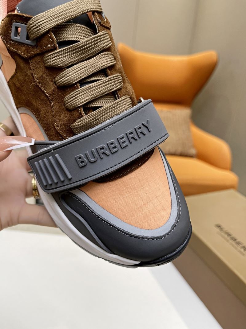 Burberry Low Shoes